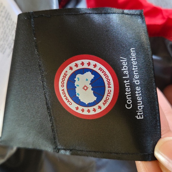 Canada Goose | Red Abbott Hoody - Picture 10 of 15